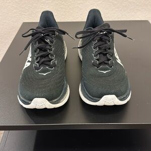 Hoka Mach 5 sneakers. Preloved some wear and tear.